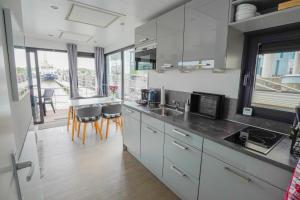 Hausboot Lobster Bremerhaven