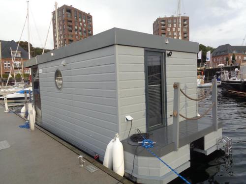 Hausboot Paulada-Mare