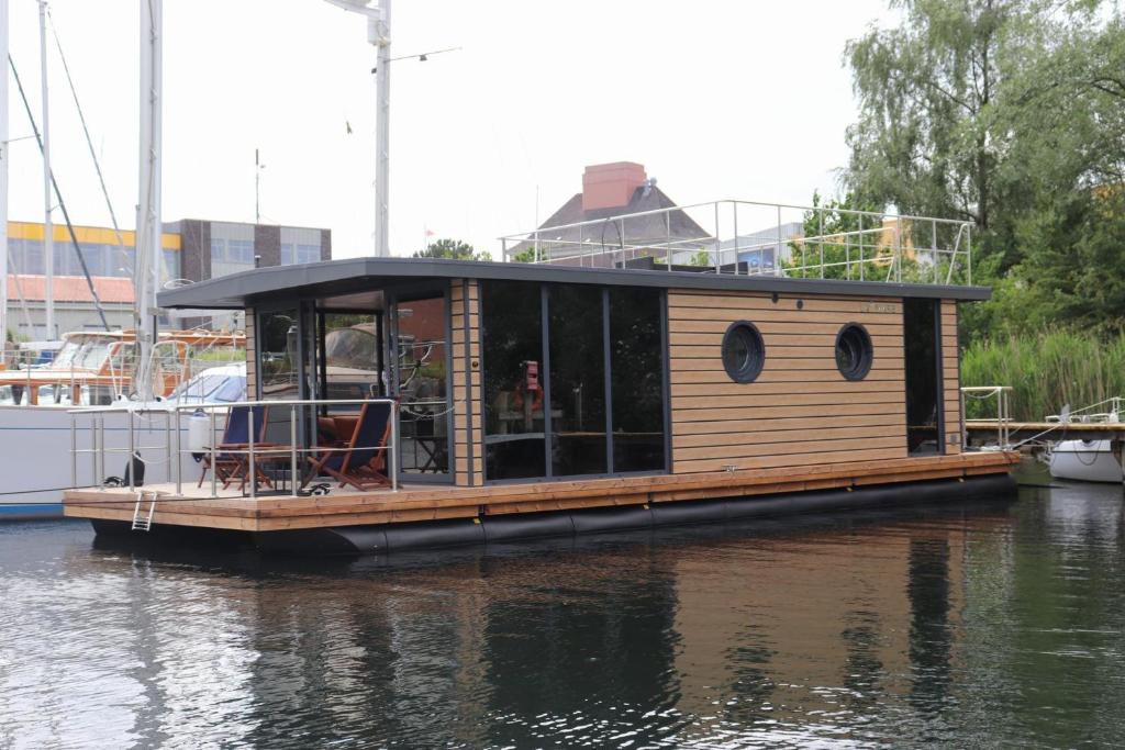 Houseboat Lina, Flensburg , 24937 Flensbourg