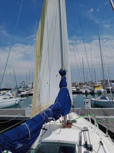 Jolie petit voilier à La Rochelle