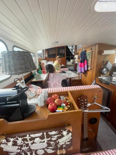 Motoryacht Bremen City