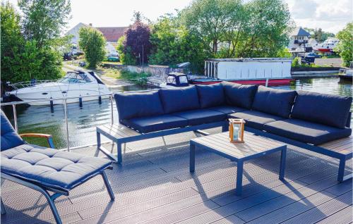 Nice ship-boat in Havelsee OT Ktzkow with 2 Bedrooms