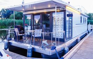 Nice ship-boat in Havelsee OT Ktzkow with 2 Bedrooms