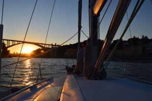 Noite a bordo c/PA em veleiro -rio Douro