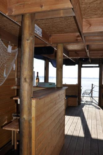 Partyhausboot