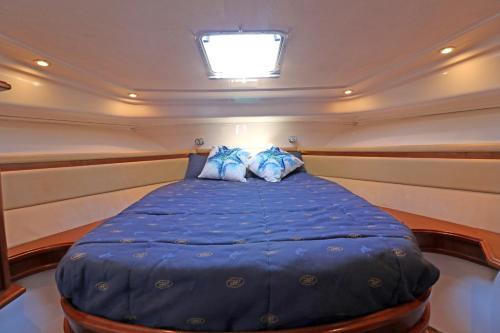 Private yacht all confort: we love our guests