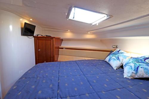 Private yacht all confort: we love our guests