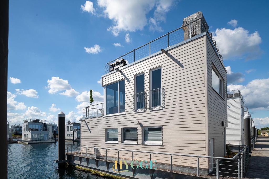 Bateau-hôtel Schwimmendes Haus Hygge Olpenitz Schleidamm 14a 24376 Olpenitz