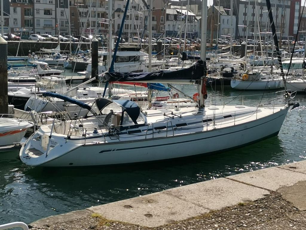 Bateau-hôtel Spacieux voilier Quai Berigny 76400 Fécamp