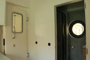 Studio très cosy - indépendant dans une péniche - Paris 16