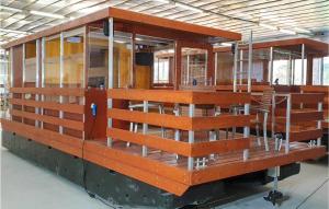 Stunning ship-boat in Neustrelitz with 2 Bedrooms and WiFi