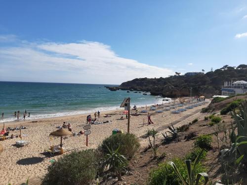 Appartement Beach Oura and Bars Avenida Sá Carneiro 46, apartamento 207 Albufeira