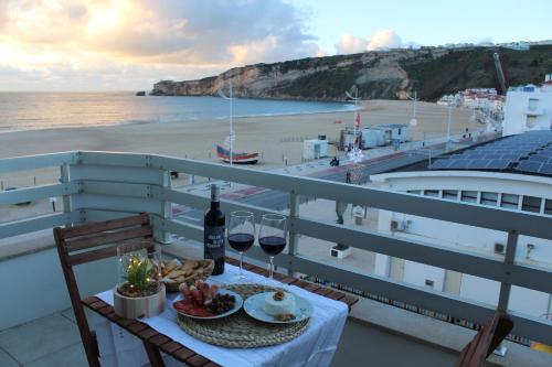 Beachfront Apartment Nazaré Nazaré portugal