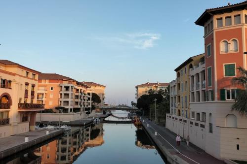 Beau Duplex pour 2 à Port Fréjus Fréjus france