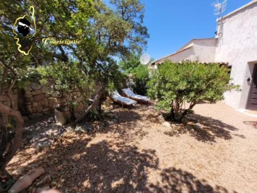 Beau Duplex T3 Rez de Jardin Plage à pied de ST CYPRIEN Lecci france