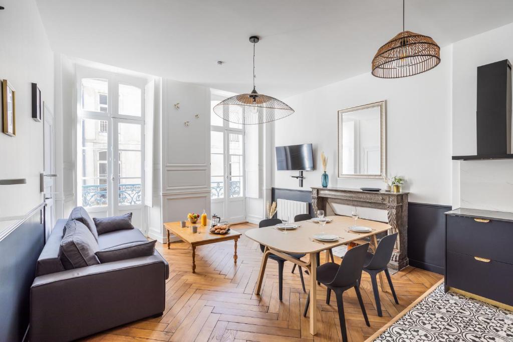 Appartement BEAUTÉ - Appartement chaleureux et moderne 5, rue Le Bastard, 35000 Rennes