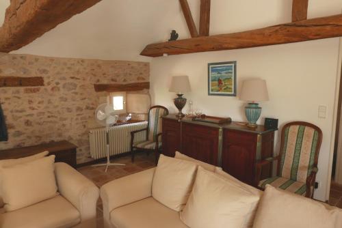 Appartement Beautiful 1-Bed Apartment in the Chateau grounds apartment 13 Les Chateau les Forges Les Forges