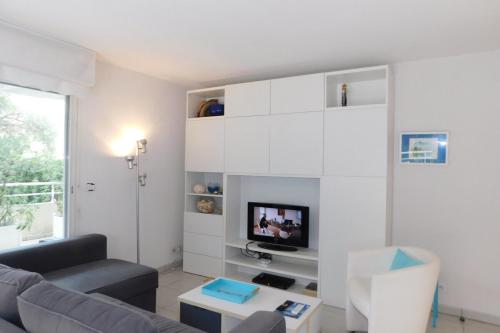 Beautiful 2 bedroom \ Antibes france