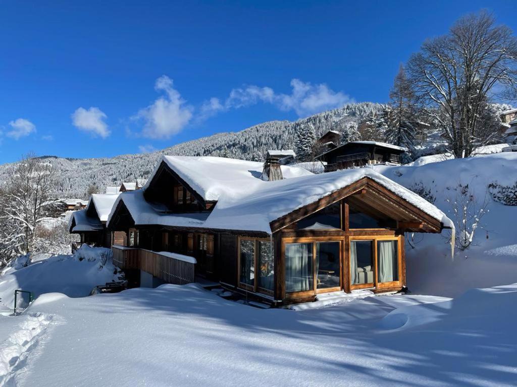 Maison de vacances Beautiful 5-bed chalet in Les Carroz d'Araches 1088 Route de Flaine, 74300 Les Carroz d\'Arâches