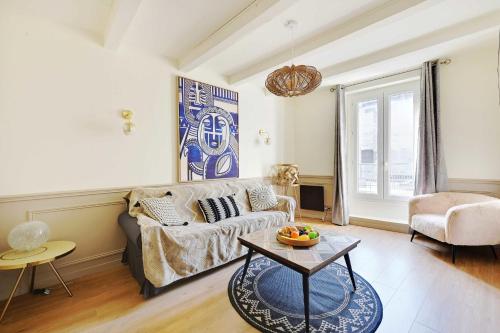 Beautiful apartment 2BR4P - Republique Temple Paris france