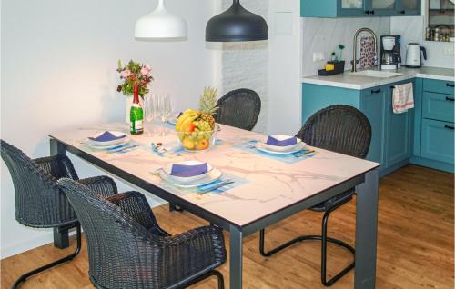 Appartement Beautiful apartment in Binz OT Prora with WiFi and 2 Bedrooms  Lubkow