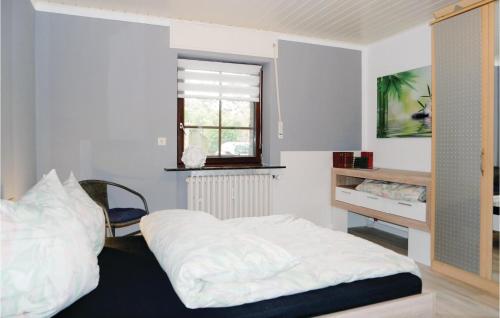 Beautiful apartment in Schnecken with 1 Bedrooms and WiFi Schönecken allemagne