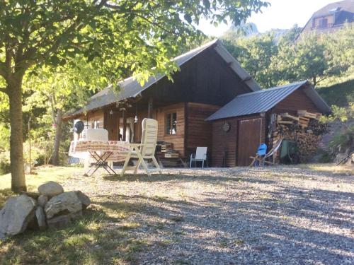 Beautiful Chalet with Terrace Garden Barbecue Parking Saint-Apollinaire france