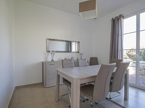 Beautiful holiday home in Aure sur Mer with garden Sainte-Honorine-des-Pertes france