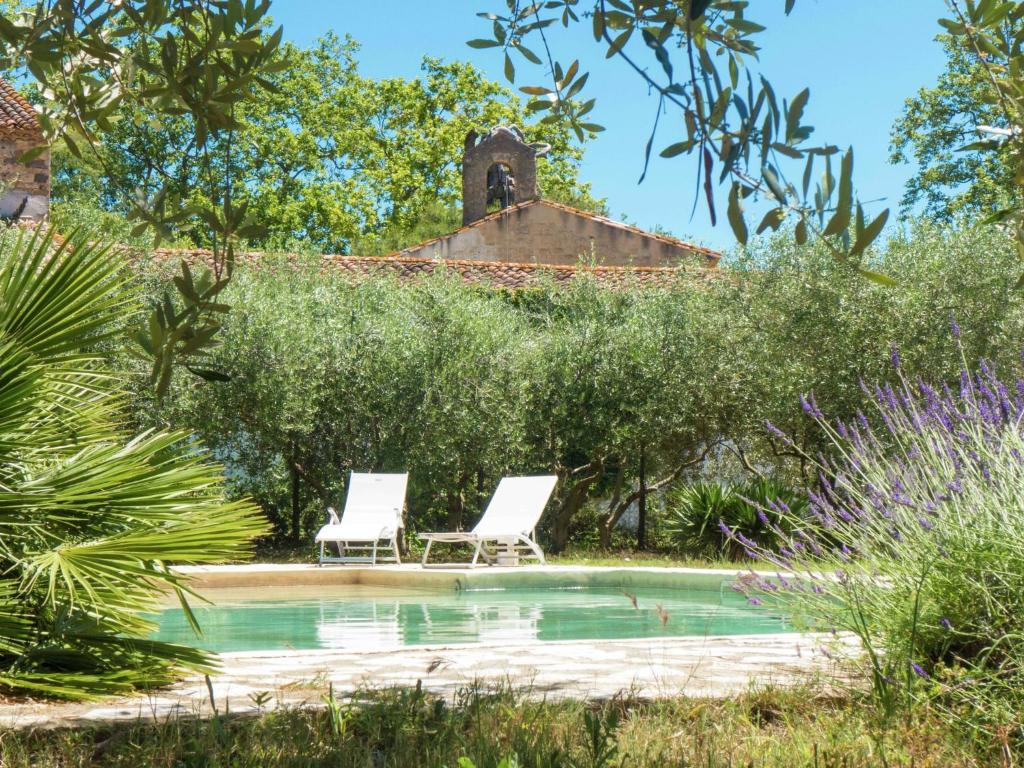 Maison de vacances Beautiful Holiday Home in Murviel l s B ziers with Pool , 34490 Autignac