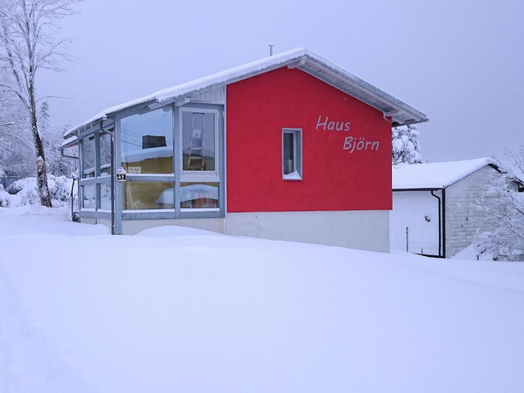 Maison de vacances Beautiful holiday home in the Thuringian Forest with fireplace and whirlpool , 98666 Schnett