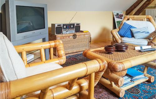 Maison de vacances Beautiful home in Ardentes with WiFi and 3 Bedrooms  Ardentes