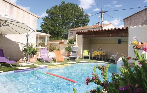 Maison de vacances Beautiful home in Avignon with 4 Bedrooms, WiFi and Outdoor swimming pool  Avignon