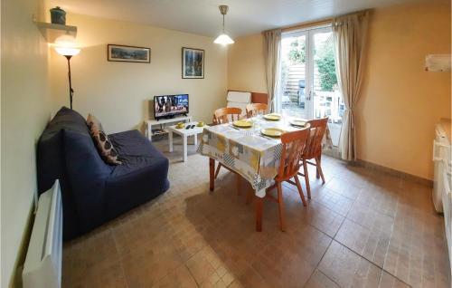 Maison de vacances Beautiful home in Bannalec with 1 Bedrooms and WiFi  Bannalec
