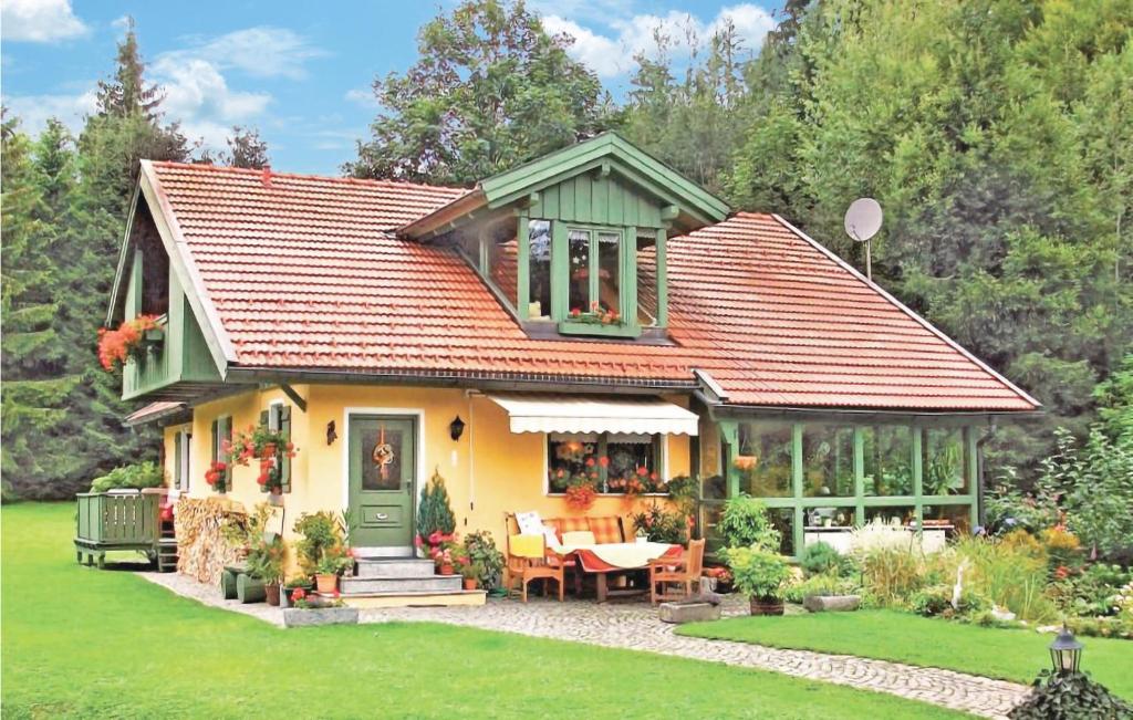 Maison de vacances Beautiful home in Bayerisch Eisenstein with 3 Bedrooms and WiFi , 94252 Regenhütte