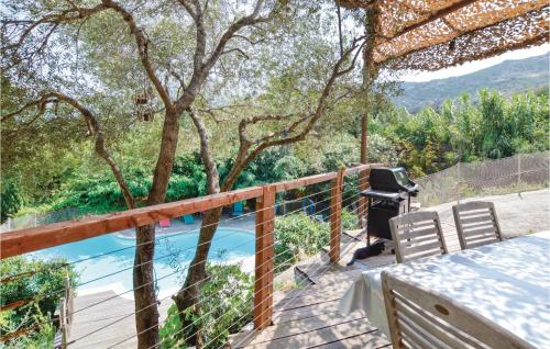 Maison de vacances Beautiful home in Calvi with 3 Bedrooms, WiFi and Private swimming pool  Calvi