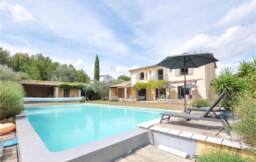 Maison de vacances Beautiful home in Fayence with Outdoor swimming pool, WiFi and 5 Bedrooms , 83440 Fayence