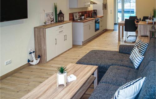 Maison de vacances Beautiful home in Gtzkow with 2 Bedrooms and WiFi  Gützkow