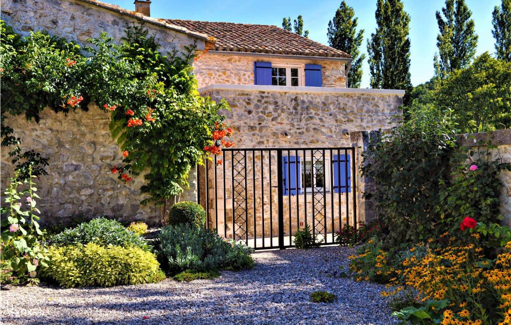 Maison de vacances Beautiful home in Lussan with 2 Bedrooms and WiFi , 30580 Lussan