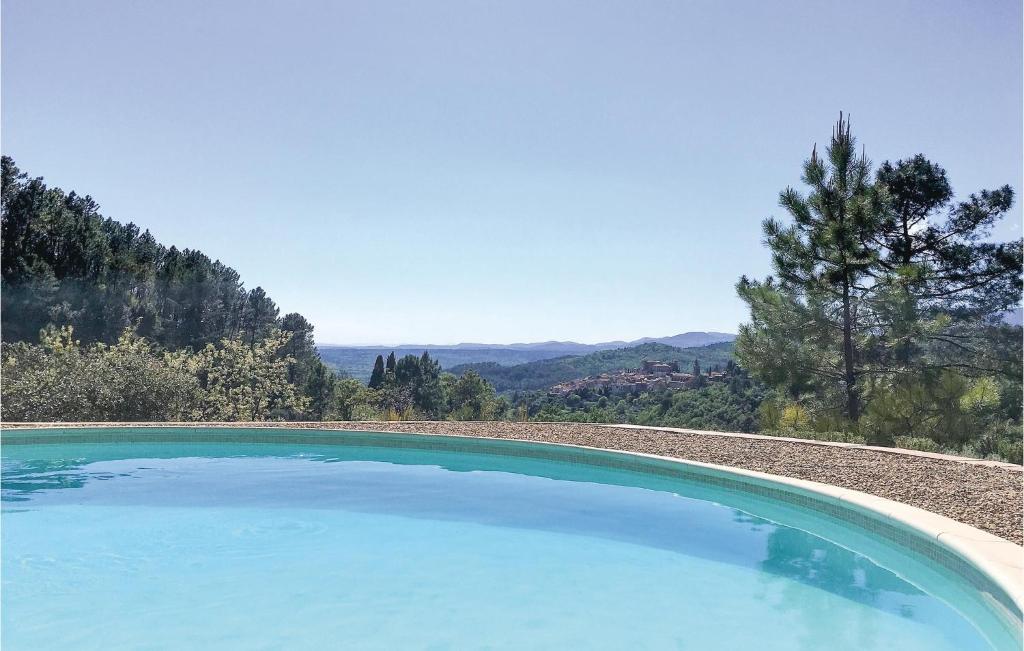 Maison de vacances Beautiful home in Montauroux, Var with 4 Bedrooms, WiFi and Outdoor swimming pool , 83440 Montauroux