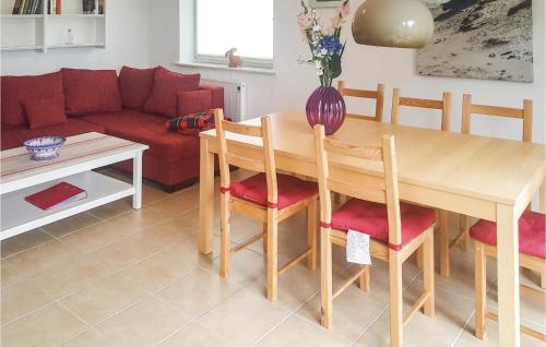 Maison de vacances Beautiful home in Nordstrand with 2 Bedrooms and WiFi  Nordstrand