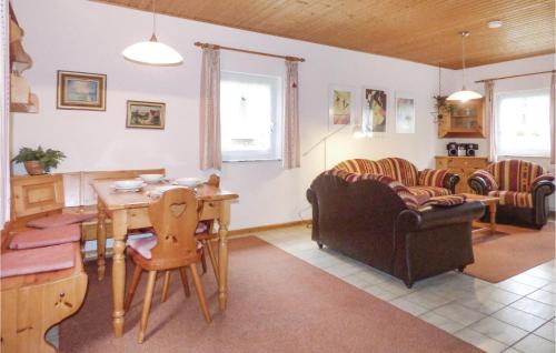 Beautiful home in Thalfang with 2 Bedrooms and WiFi Thalfang allemagne