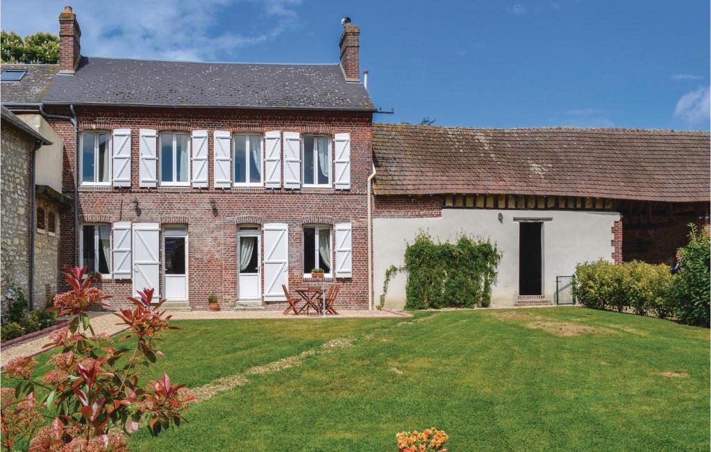 Maison de vacances Beautiful home in Trie-Chteau with 2 Bedrooms and WiFi , 60590 Trie-Château