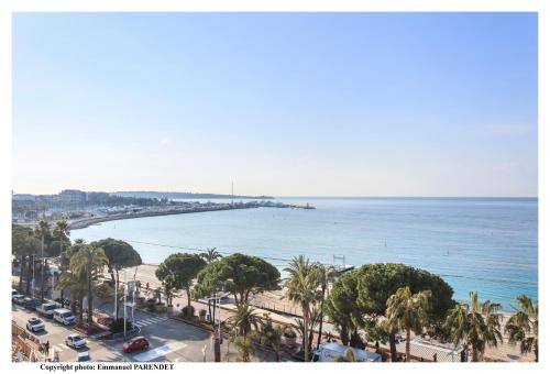 Beautiful modern apartment in La Croisette with sea view Cannes france