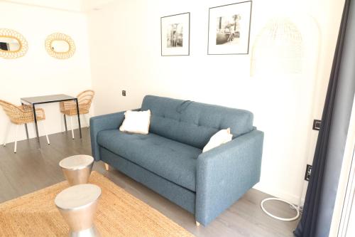 Appartement Beautiful studio at the Grand Hotel Residence with sunny balcony 138 45 Boulevard de la Croisette Cannes