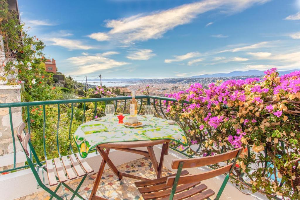 Maison de vacances Beautiful villa with panoramic view over Nice 16 Avenue Sainte-Thècle, 06300 Nice