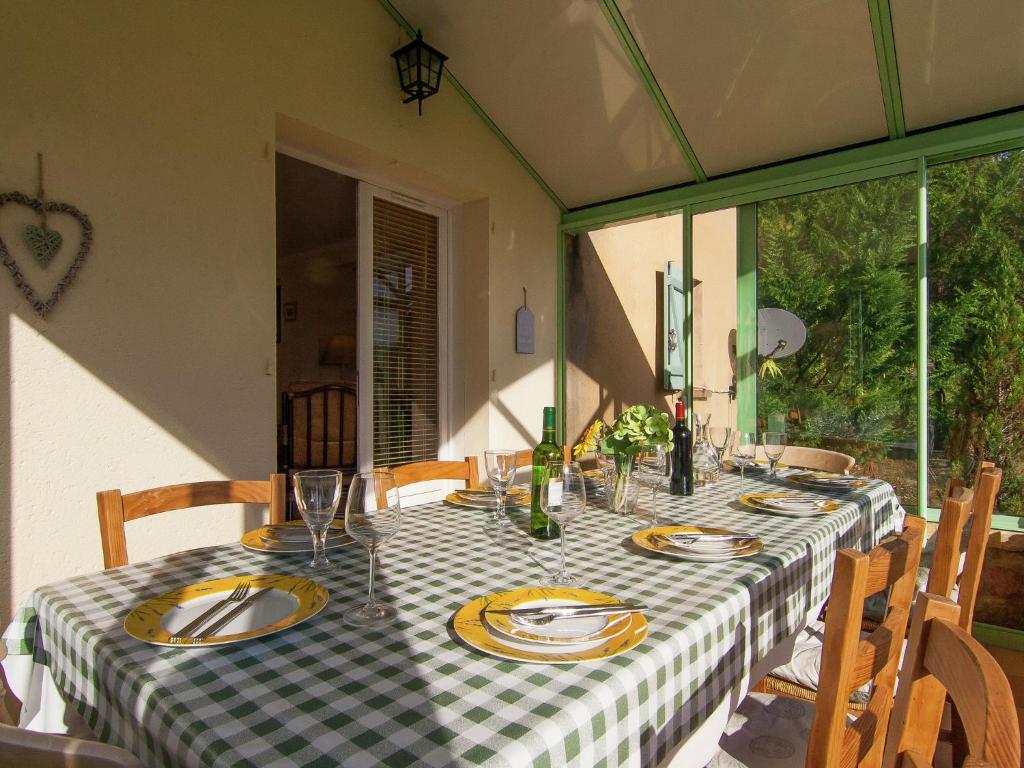 Villa Beautiful Villa with Private Pool in Masclat , 46350 Masclat