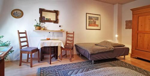 B&B / Chambre d'hôtes Bed and Breakfast - Doppelzimmer 7 Tiefenbachstraße Sauerthal