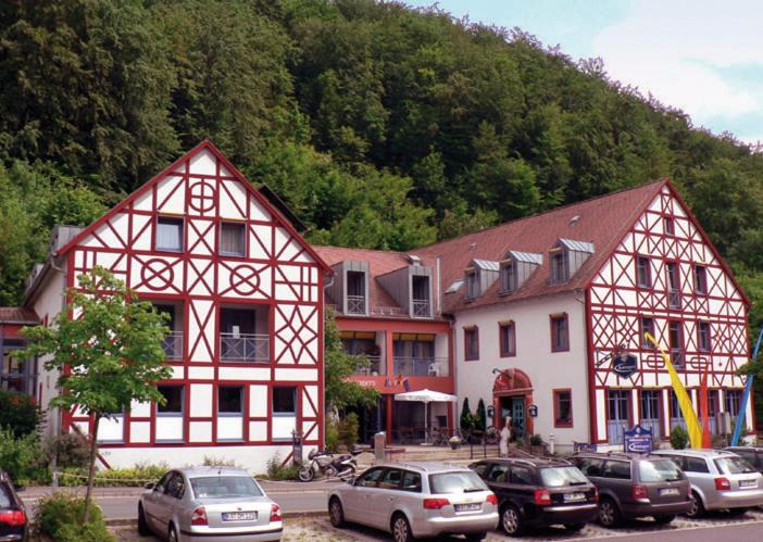 Hôtel Behringers Freizeit - und Tagungshotel Behringersmühle 23, 91327 Gößweinstein