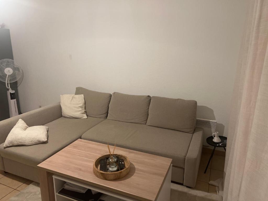 Appartement Bel air 1 Rue Bel air, 13127 Vitrolles