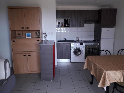 Appartement Bel Appartement en résidence avec Parking Privé Résidence TOPAZIS - Appartement Numéro 13 62d Avenue Presqu'île d'Arvert Arvert
